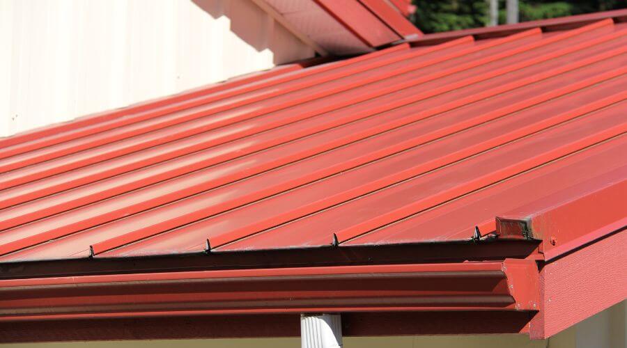 Professional gutter cleaning services in Tennyson, IN